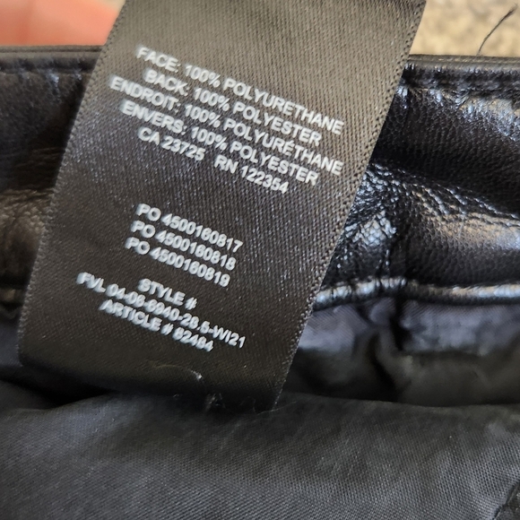 Aritzia Wilfred Melina Black Vegan Leather Pants Dark Academia Preppy Size 8 - Picture 11 of 15